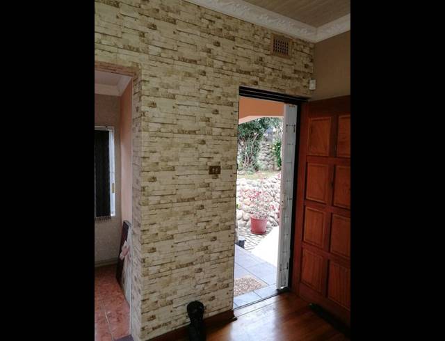3 BEDROOM HOUSE FOR SALE IN BLUFF